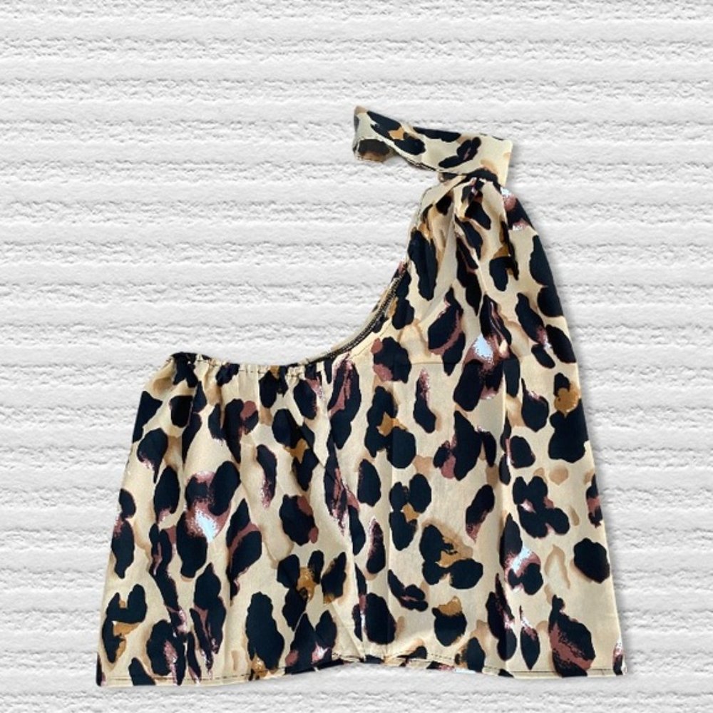 Leopard Print Halter Blouse - Picture 9 of 10